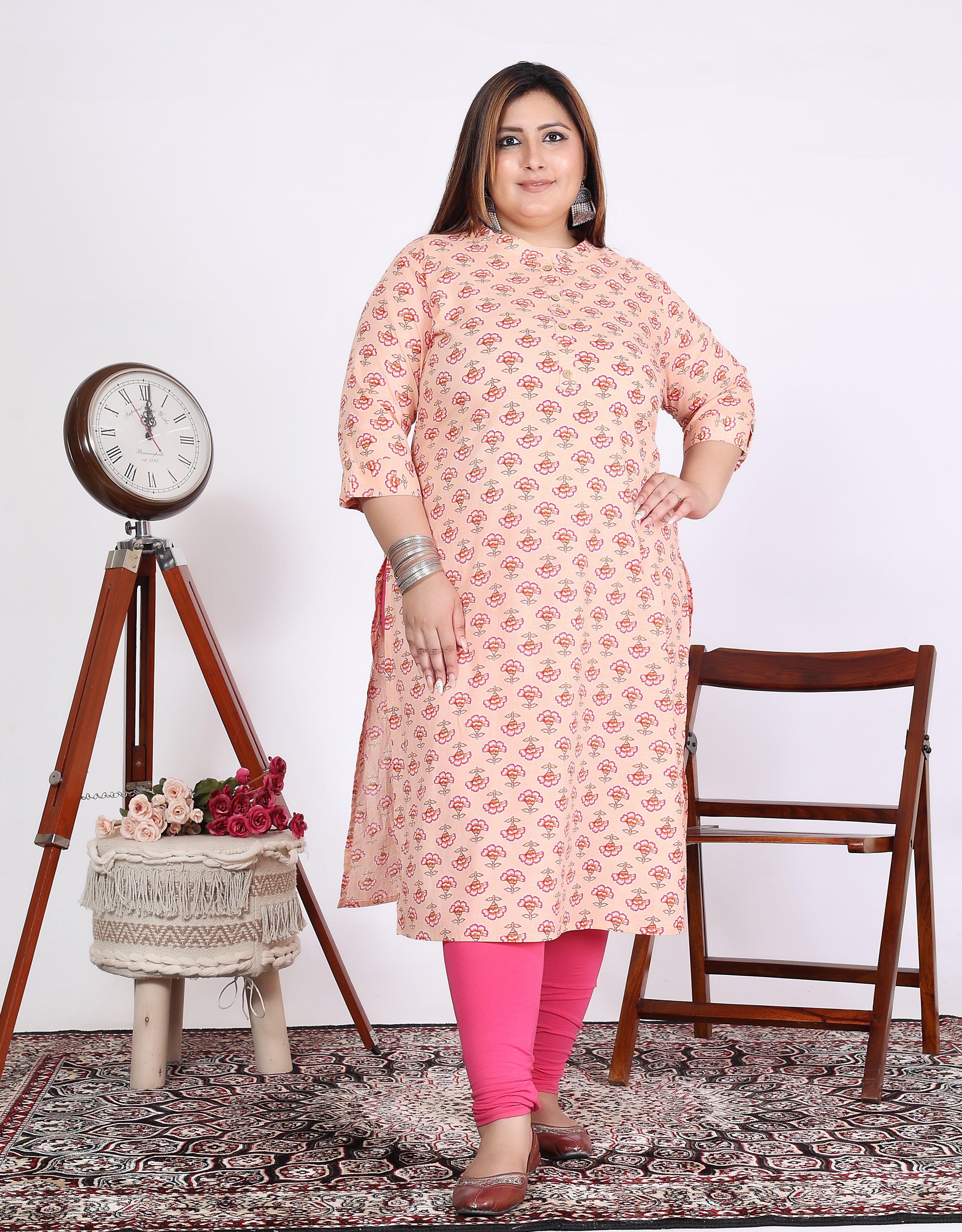 Women Printed Cotton Blend Straight Kurta (100014-Peach)